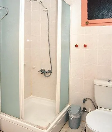 Volkan Hotel 2*